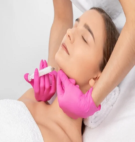 Kybella treatment for double chin in Dubai