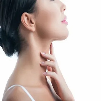 تكلفة إزالة الذقن المزدوجة في دبي وأبوظبي والشارقة والعين