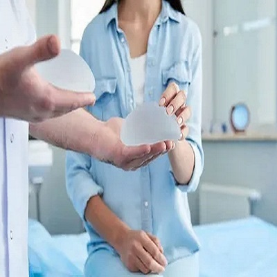 تكلفة زراعة الثدي في دبي